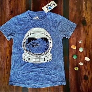 ❌SOLD❌Wonder Astronaut Crewneck T-shirt SMALL